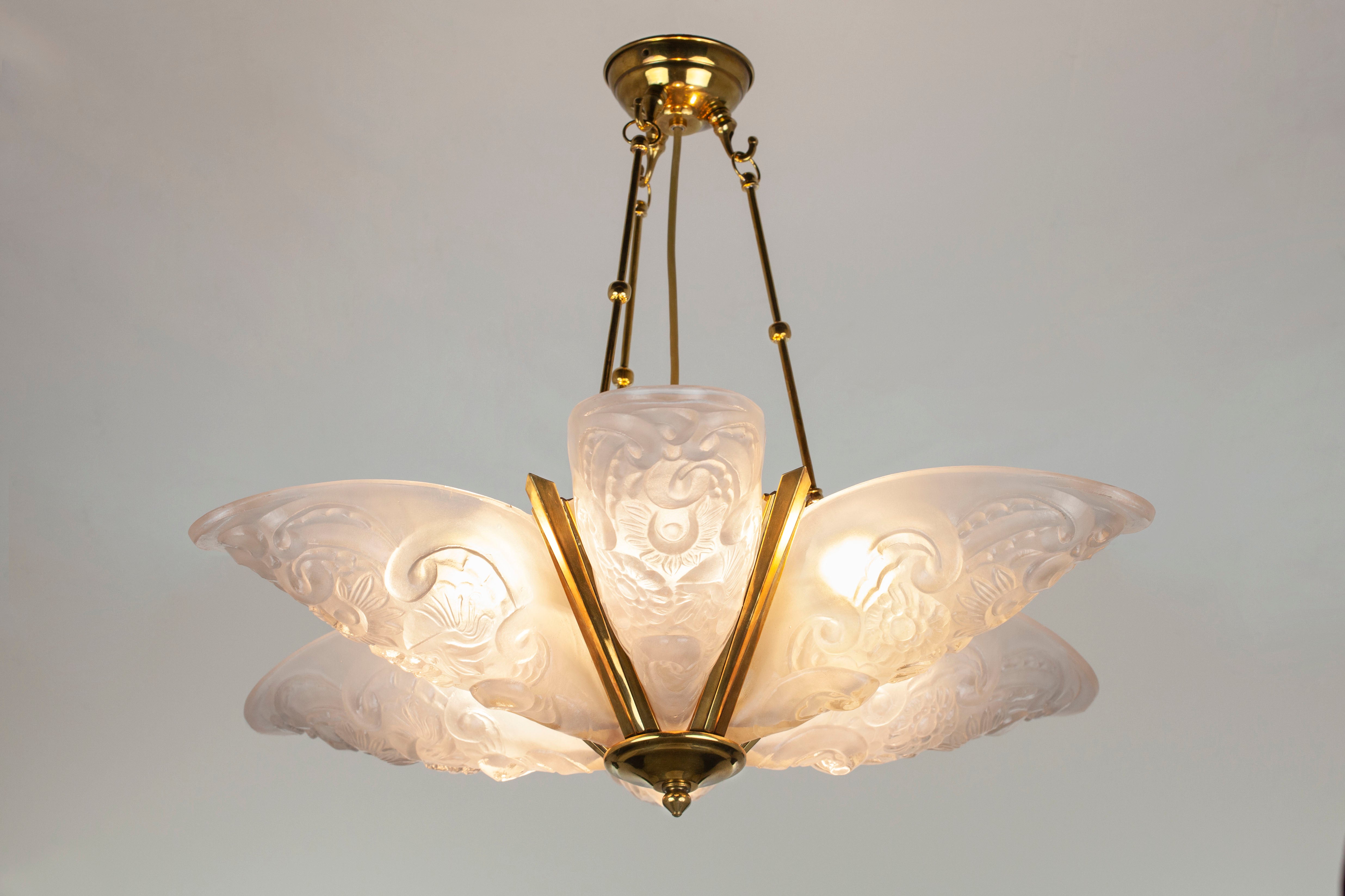 Fleur Deco Pendant, Etched Glass