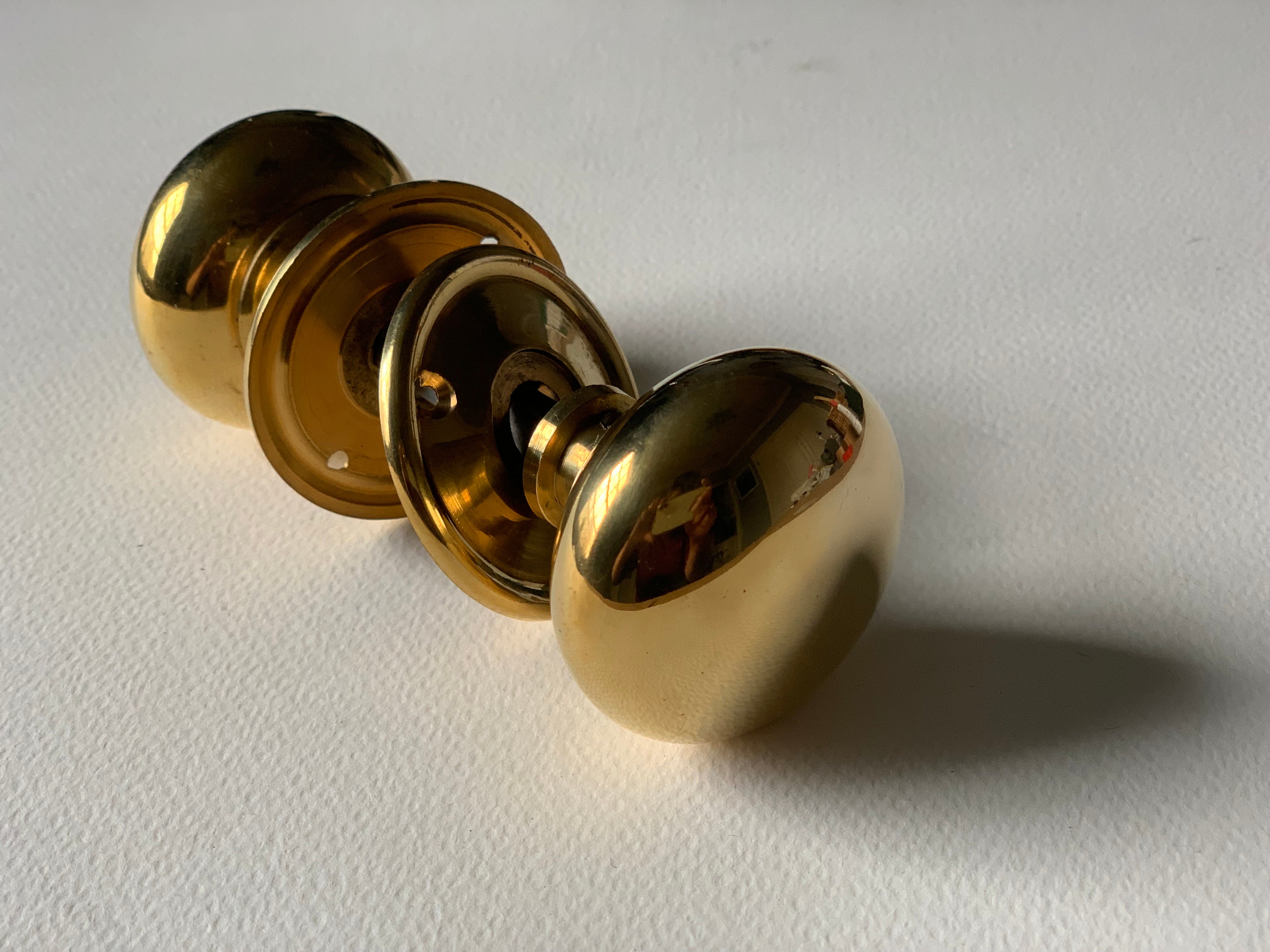 Cottage knob set, polished brass