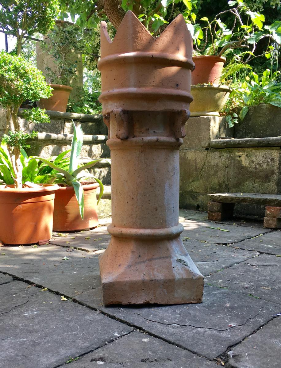 Large Buff Crown Chimney Pot