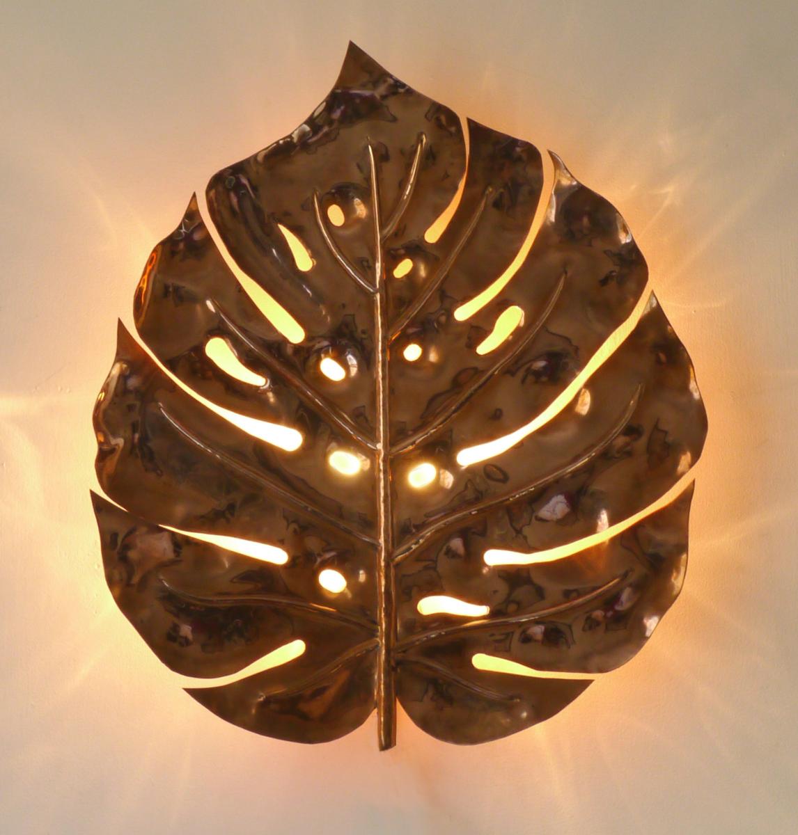 56cm Copper Monstera Leaf, Electrified