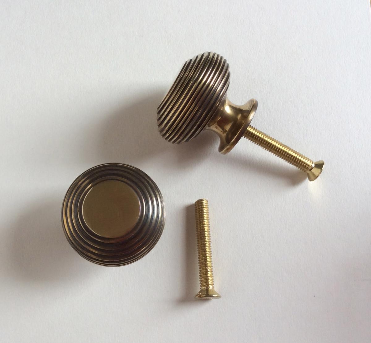 Beehive, 40mm Cupboard Knob, Aged Brass