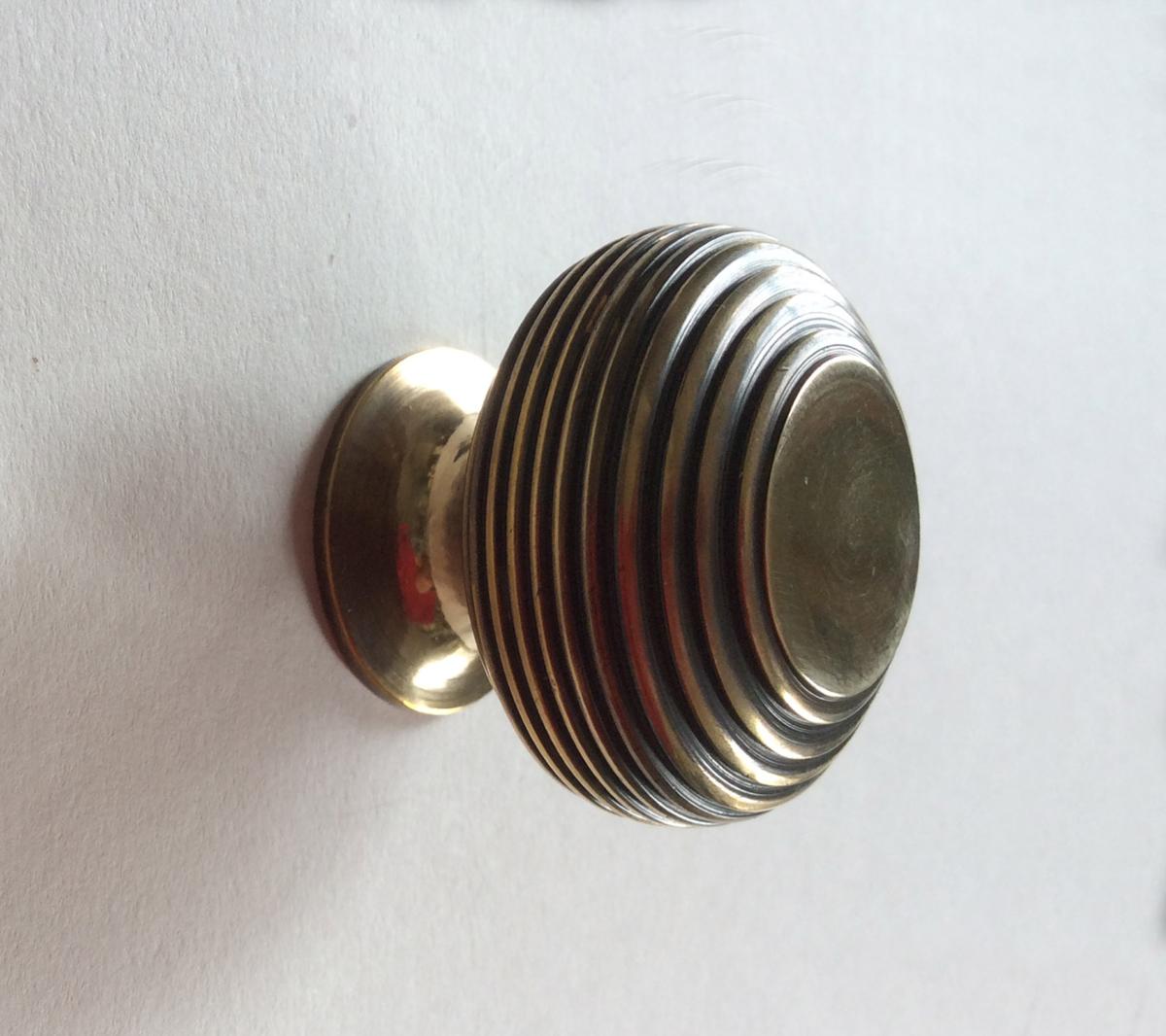 Beehive, 40mm Cupboard Knob, Aged Brass