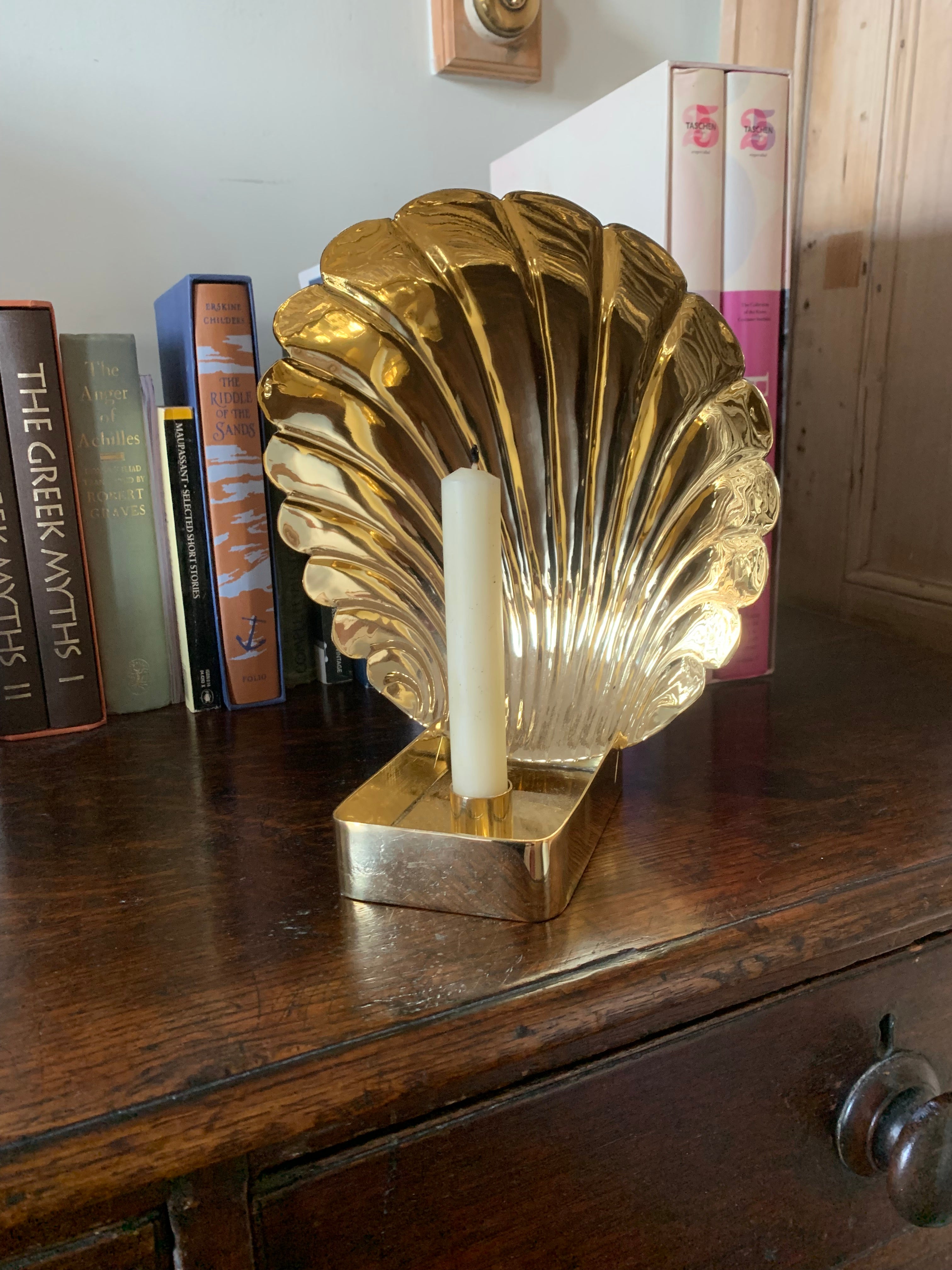 Brass shell desk light
