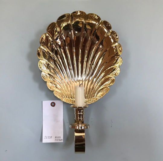 Scallop sconce, medium, slightly imperfect, SB320