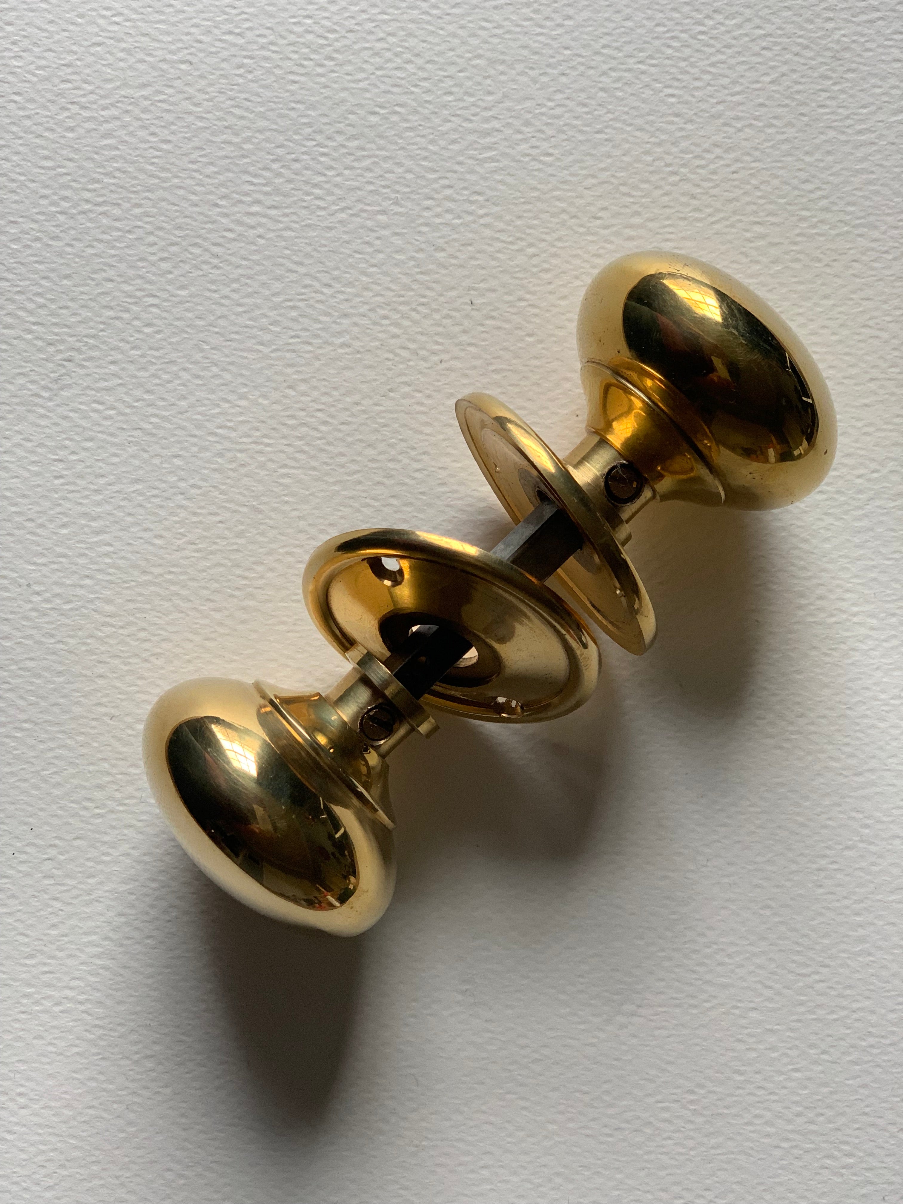 Cottage knob set, polished brass
