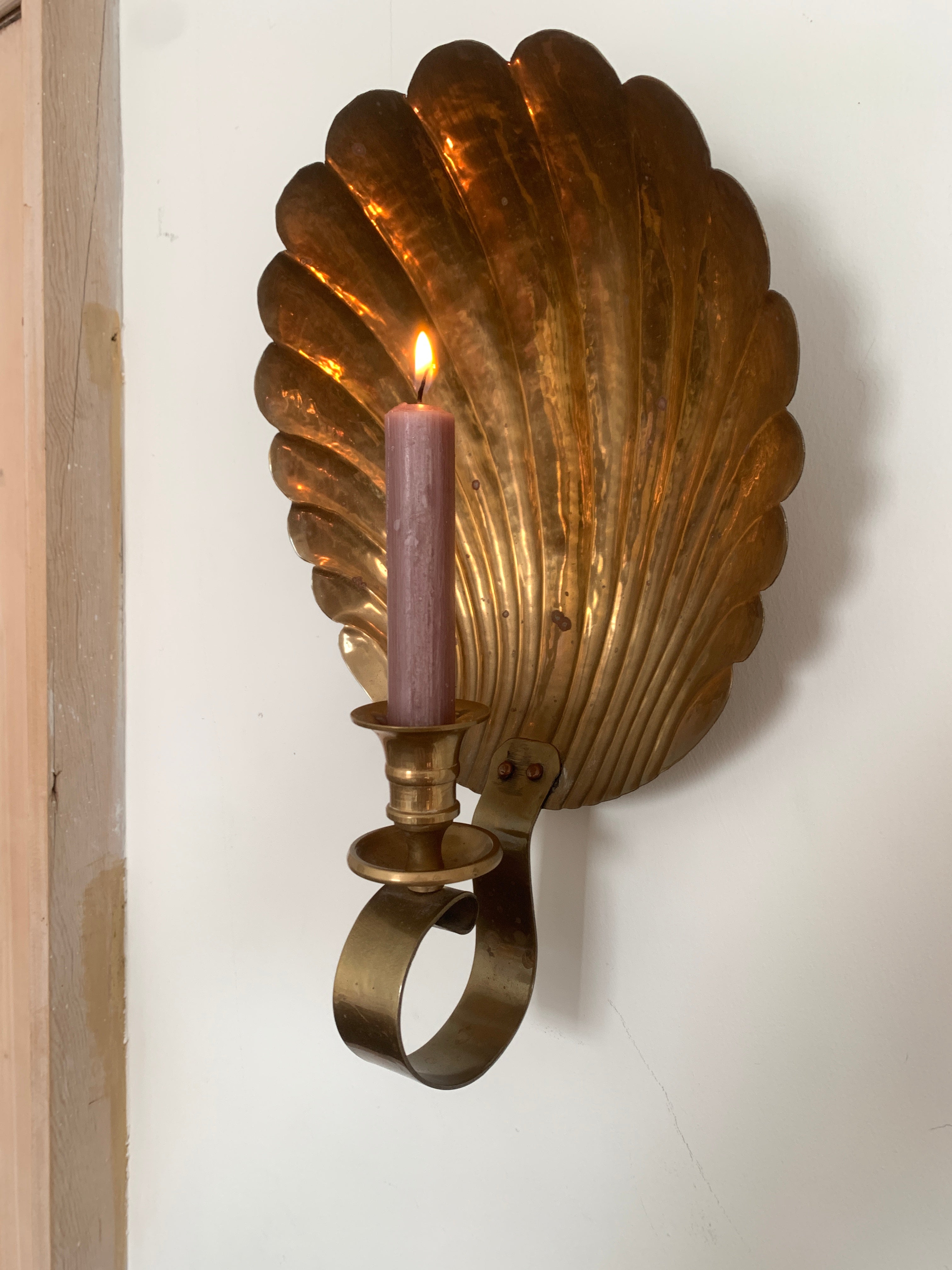 SALE Aged brass shell sconce SB401